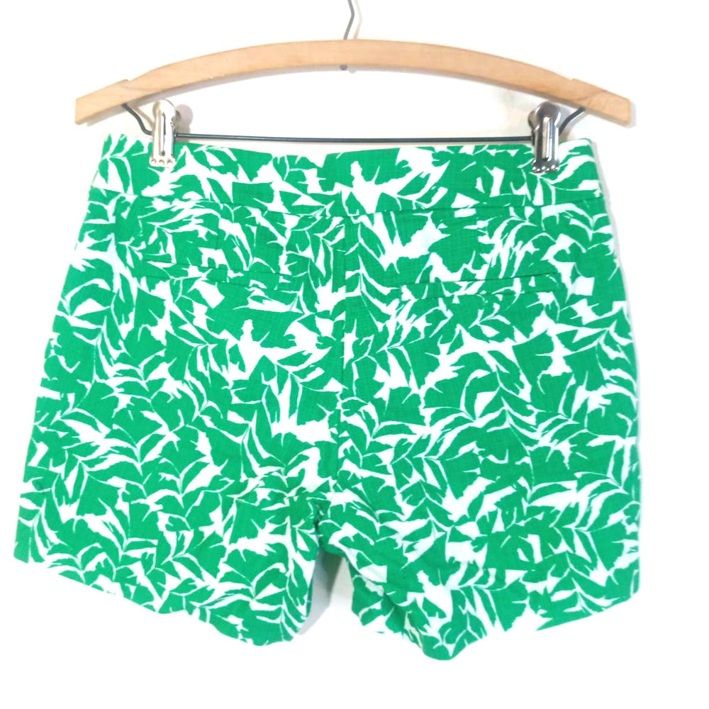J. Crew Women Sz 0 Green White Leaf Tropical Print Shorts Preppy Boho Summer - Picture 6 of 8